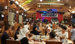 15 Orang Turis China Ingin Rasakan Religius Sumbar