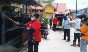 Alex Indra Lukman: Ramadhan Kita Sediakan Nasi 500 Bungkus Perhari yang Dibeli dari PKL Terdampak Covid19