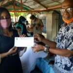 Berbagi Kasih Ala HM Nurnas Saat Pandemi Covid19 Dengan Wartawan