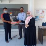 Prihatin Tenaga Pendukung, Staf KPU Sumbar Bantu Sembako