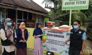 IKA Unand Peduli, Serahkan Paket Sembako ke Panti Asuhan