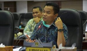 PPDB Karut Marut, Hidayat: Gubernur Tolong Serius Tangani Masalah Ini