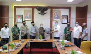 Tim Sosialisasi Provinsi Kunjungi Kota Solok Terkait Adaptasi Kebiasaan Baru