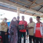 Kunjungi Dapil, Nevi Zuairina Serahkan Baju Seragam Karang Taruna dan Bantuan Untuk Kelompok Kesenian Gordang Sambilan