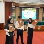 45 CPNS Unand Bahagia, Rektor Serahkan SK