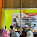 Di Kabupaten Pasaman Barat, Nevi Zuairina Konsisten Salurkan Bantuan
