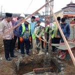 Nevi Zuairina Meletakkan Batu Pertama Revitalisasi Pasar Serikat Lubuk Basung