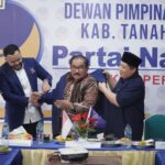 Shadiq ke NasDem, Irean Afriadi Langsung Buka Jas