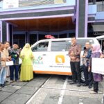 Anggota DPR RI Hj Nevi Zuairina, Lagi-Lagi Serahkan Bantuan Ambulance Gratis