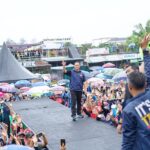 Anies Berhujan Hujan Bersama NasDem, Sapa Pendukung di Padang