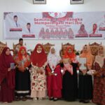 Moment Hari Ibu,  Hj. Nevi Zuairina Ajak Elemen Bangsa Untuk Meningkatkan Harmonisasi Keluarga