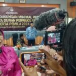 Senator Emma Yohana Orang Pertama Serahkan Sarat Dukungan Calon DPD RI