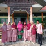 Merayakan Isra’ Mi’raj Di SMK 1 Kota Payakumbuh, Hj. Nevi Zuairina Sampaikan Oleh-Oleh Terindah yang Dibawa Nabi