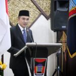 Usia Terpilih, Ekos Albar Bantu Total Hendri Septa di Padang