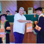 Prof Asrinaldi jadi Dosen Berprestasi Pada Lustrum VI FISIP UNAND