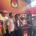Nurkhalis Siap Bertarung DPD RI, Teriakan Petani Menang Bergema di KPU Sumbar