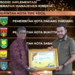 Sabet BKN Award Empat Kategori, Wako Fadly Amran Kembali Harumkan Sumbar di Tingkat Nasional