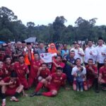 Turnamen Sepak Bola Simpati Cup, Hj. Nevi Zuairina Turut Berikan Hadiah