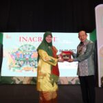 Minangkabau Heritage Ke-V, Harneli Mahyeldi Bangga Produk Sulam Rekor MURI Asal Sumbar di Pamerkan