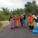 Hj. Nevi Zuairina Hadir Survey Pembangunan Jalan Bantuan Pemerintah