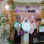 Hj. Nevi Zuairina Menghadiri Acara “Budayakan Adat, nan Ado (bundo), Culture Fashion Show” di Padang