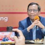 Ngopi Bareng Wartawan, Prof Mahfud Ungkap Tentang Sumbar, Wartawan dan Menteri Kabinet