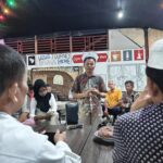 Hidayat Bertemu Tokoh Masyarakat Simpang Haru: Pentingkan Silaturahmi Ketimbang Kampanye