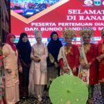 Hj. Nevi Zuairina, Anggota DPR RI Komisi VI, pada Pertemuan Perantau/Diaspora Minang dan Bundo Kanduang Sedunia Membawa Semangat Kolaborasi Antar-Negara
