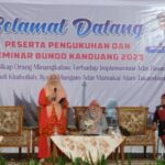 Hj. Nevi Zuairina Hadir Pada Seminar Bundo Kandung Perantau Minang Diaspora Di Tanah Datar