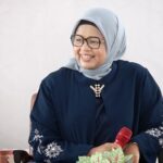 Fery Anies Baswedan Tularkan Pula Asuh Cerdas pada Emak-emak Piaman