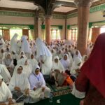 Hj. Nevi Zuairina Hadiri Wirid Rawiya di Kecamatan Dua Koto,  PASAMAN, Sampaikan Peran Perempuan dalam Ketahanan Keluarga