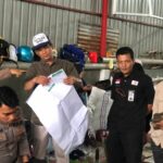 KPU Sumbar Temukan Surat Suara Sobek Ketika Akan Dilipat dan Sortir, Hamdan :Petugas agar Teliti Dalam Melipat Sura