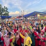 Calon Wali Kota Padang Fadly Amran  Senam Sore Bersama Warga Bungo Pasang, Serap Aspirasi Masyarakat