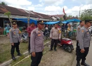 Polres Dharmasraya Jaga Keamanan Kampanye Pasangan Annisa-Leli di Pasar Sialang Gaung