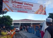 Hj. Nevi Zuairina Serahkan Bantuan Ambulans di Nagari Simarasok, Kabupaten Agam