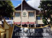 Lanjutan Kasus KMK dan Bank Garansi, Notaris Kondang Diperiksa Kejari