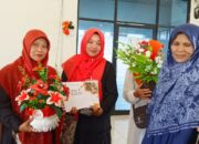 Peringati Hati Ibu, Hj. Nevi Zuairina Gelar Lomba Merangkai Bunga