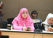 Hj. Nevi Zuairina: Perempuan adalah Tiang Negara, Semangat Kartini Harus Terus membara
