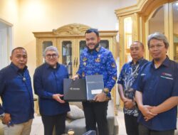 Wali Kota Padang Terima Kunjungan Dewas LKBN Antara, Bahas Revitalisasi Pantai dan Pasar Raya