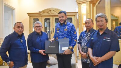 Wali Kota Padang Terima Kunjungan Dewas LKBN Antara, Bahas Revitalisasi Pantai dan Pasar Raya