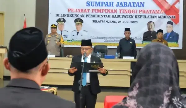 11-pejabat-eselon-ii-di-pemkab-meranti-dilantik,-berikut-nama-namanya