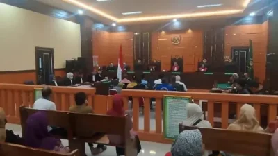 Sidang Korupsi Tol Padang: Jaksa Menuntut 11 Terdakwa Bervariasi