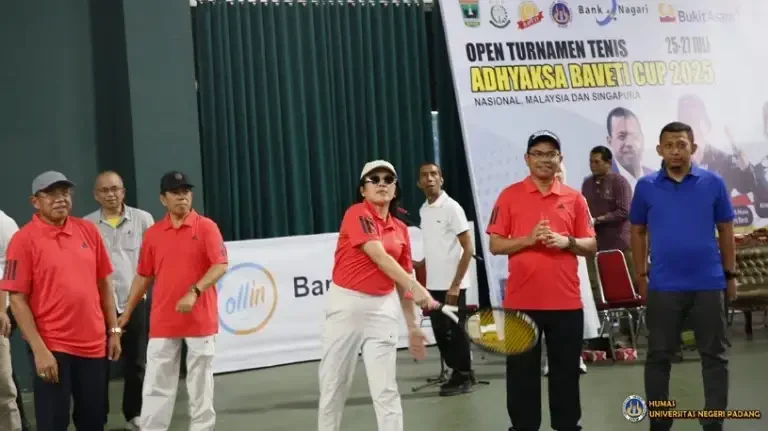 open-tournament-baveti-adhyaksa-bank-nagari-cup-2025-diikuti-peserta-dari-malaysia-dan-singapura