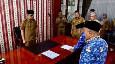 Sekda Lantik Pejabat, Percepat Pengisian Jabatan di Tanah Datar
