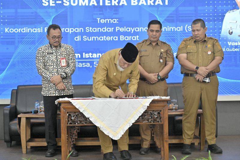 pemprov-sumbar-mantapkan-penerapan-standar-pelayanan-minimal-di-daerah
