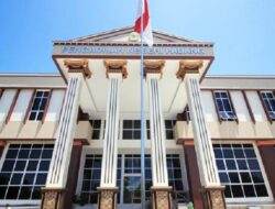 Majelis Hakim Vonis 11 Terdakwa Korupsi Tol Padang-Sicincin