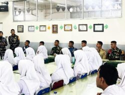 Taruna AL Motivasi Generasi Muda Padang Cintai Dunia Maritim