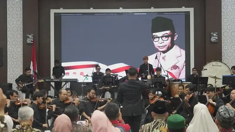 puncak-perayaan-123-tahun-bung-hatta-dimeriahkan-dengan-bukittinggi-orchestra