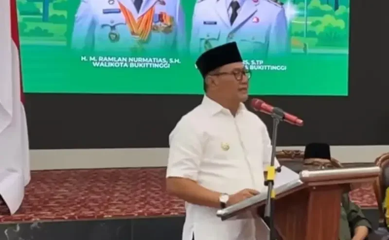 walikota-bukittinggi-lantik-pengurus-forum-kota-sehat 