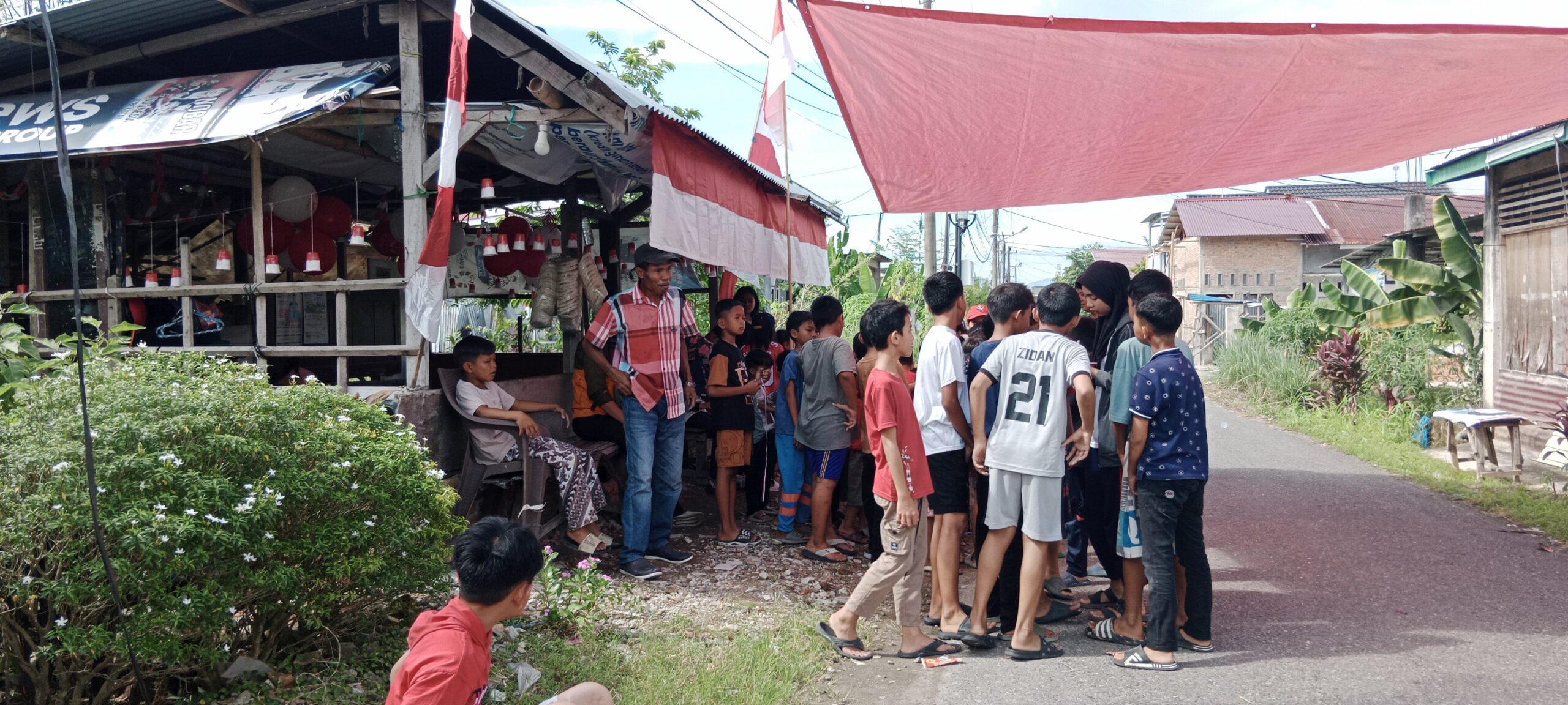 meriahkan-hut-kemerdekaan-ri-ke-80,-puluhan-anak-–-anak-komplek-ikuti-aneka-lomba